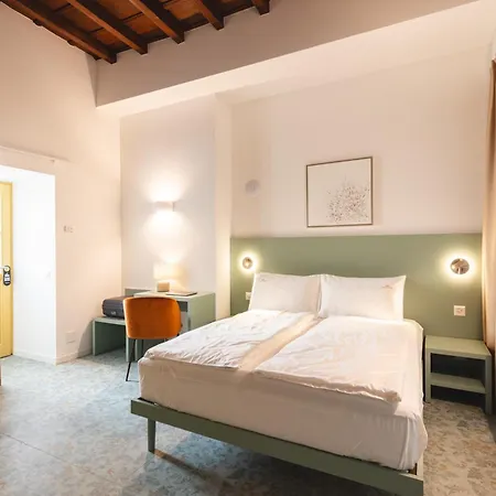 Palazzo Canetti - Piazza Grande - & - Easy Self Check-in 게스트하우스