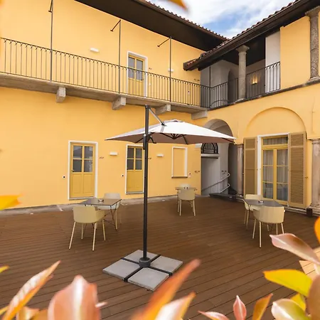 Palazzo Canetti - Piazza Grande - & - Easy Self Check-in 게스트하우스 *